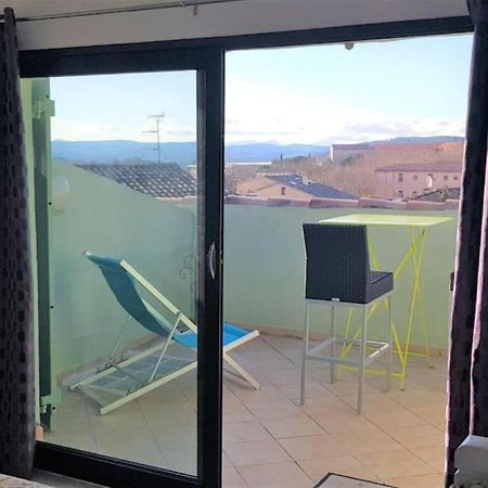 Duplex De Charme Avec Terrasse Au Coeur Du Village Lorgues Exterior foto